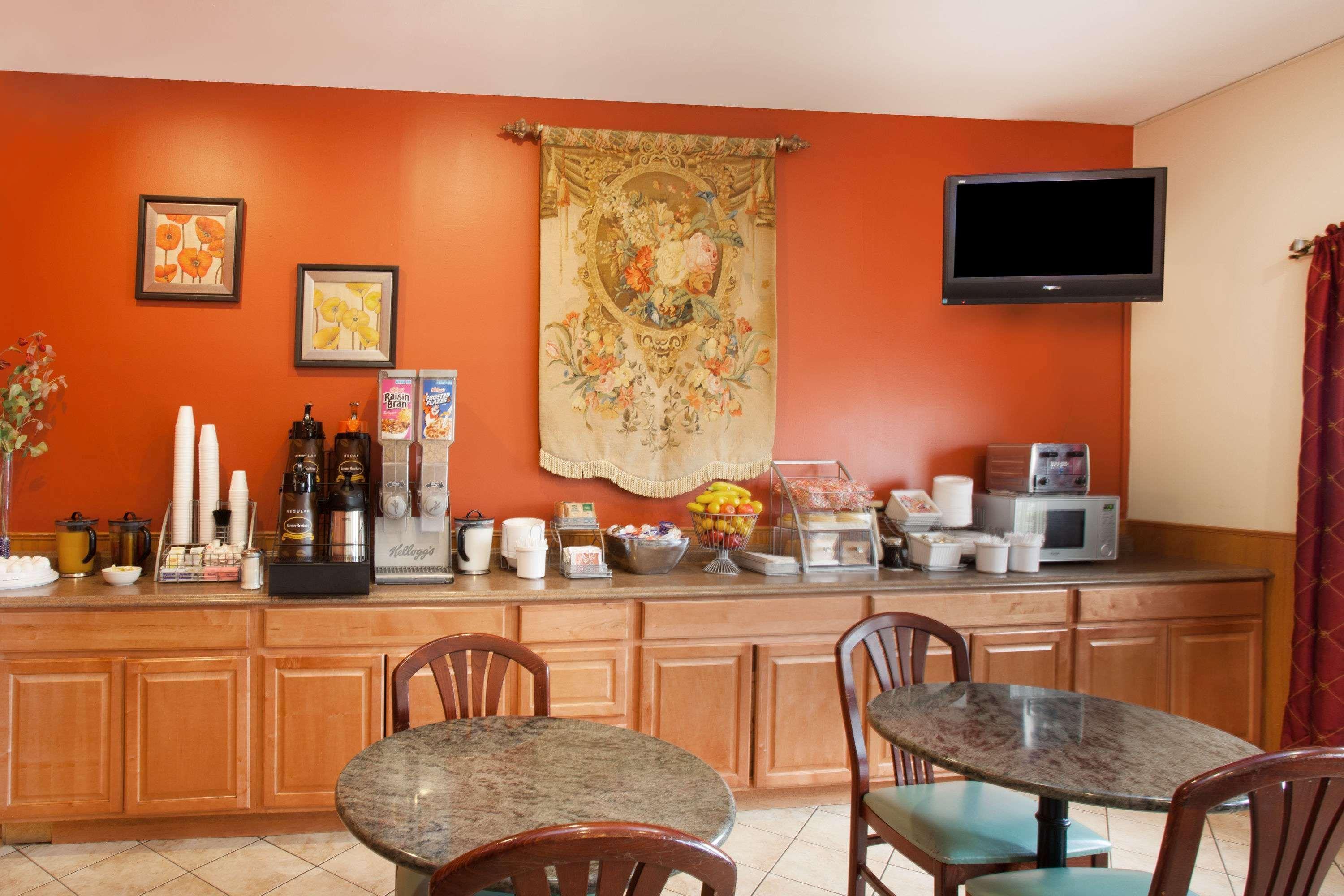 Super 8 By Wyndham Chicago Northlake O'Hare South Екстериор снимка