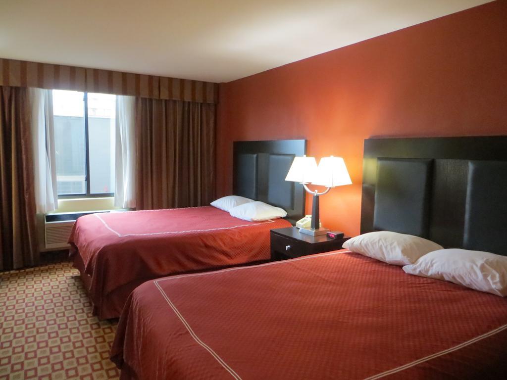 Super 8 By Wyndham Chicago Northlake O'Hare South Стая снимка